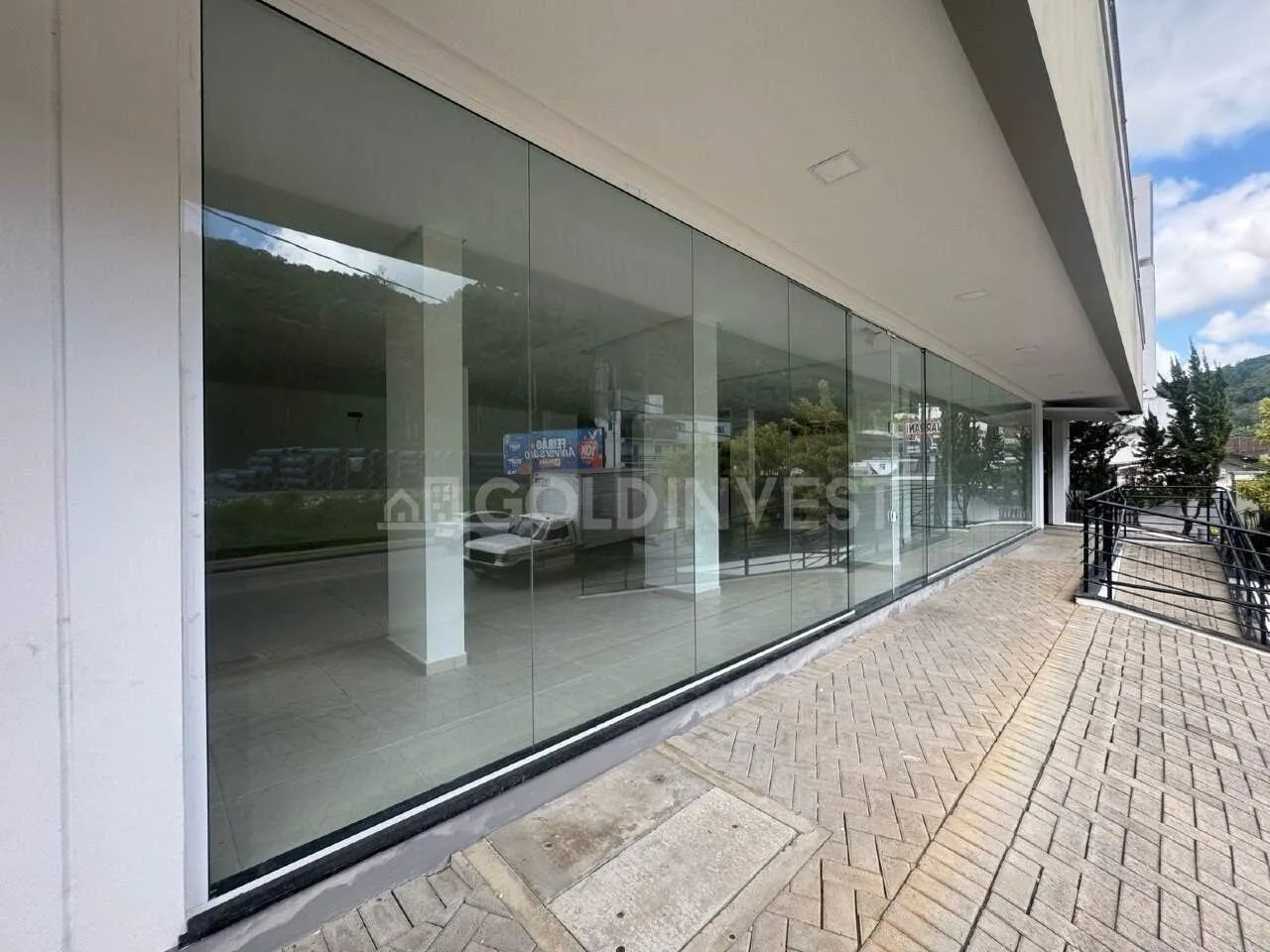 Sala comercial com 160m² no bairro Guarani!!!