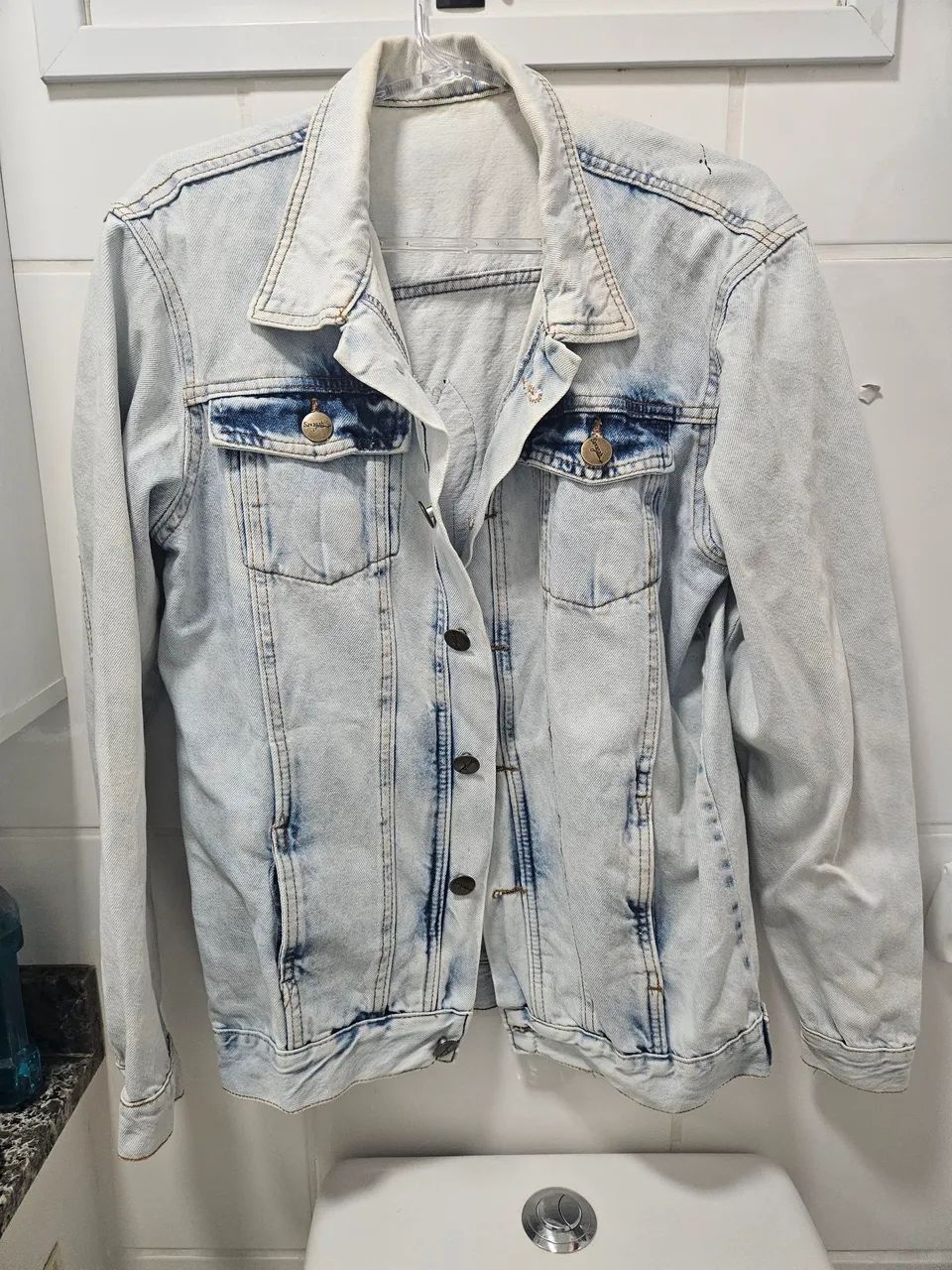 jaqueta jeans custom asas e respingos Savanah  - Foto 2