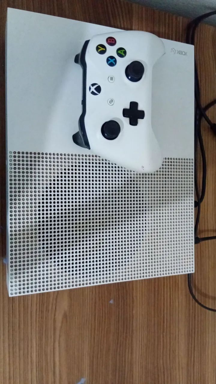 XBOX ONE S USADO SEM DEFEITOS - Foto 2