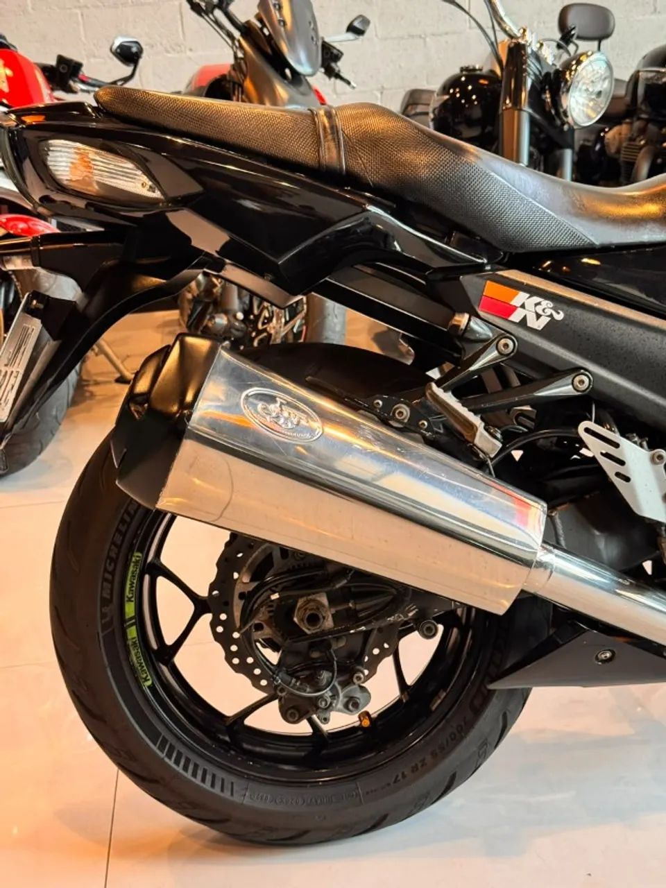 ZX-14/ZX 14R 1352cc 2013 - 1536792788 | OLX