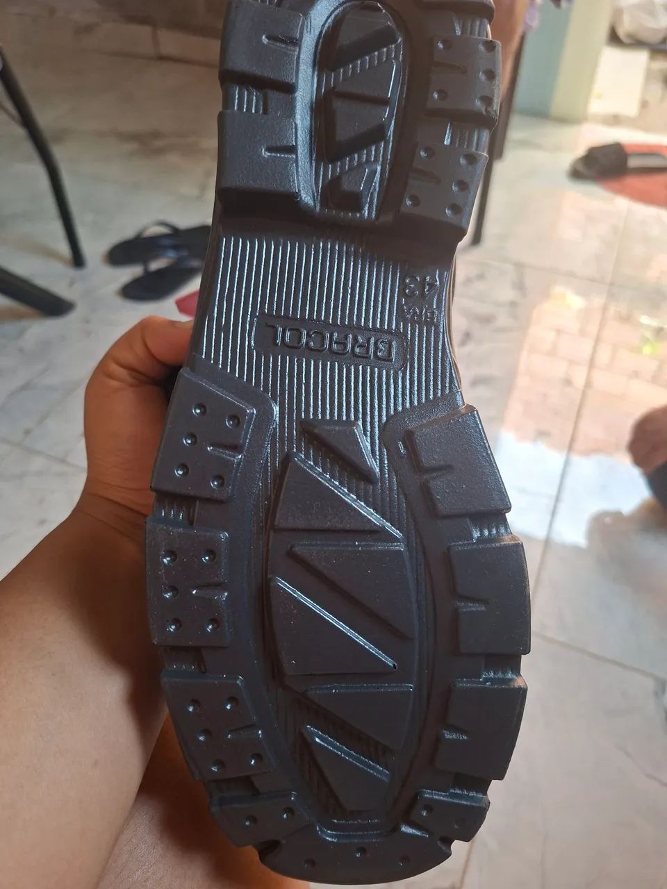Botina e chinelo  - Foto 3