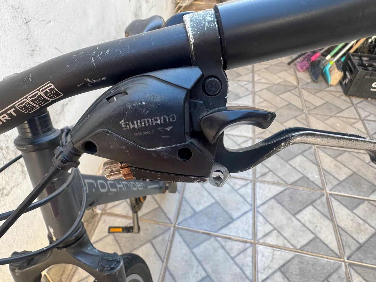 Bicicleta semi nova aro26 - Foto 5