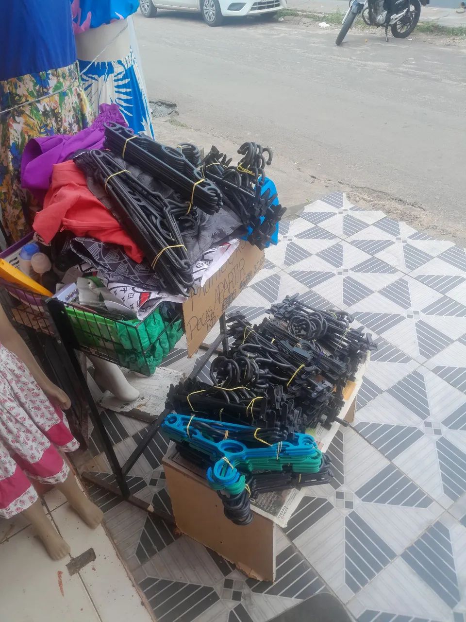 Cabides para roupas e para calças 
