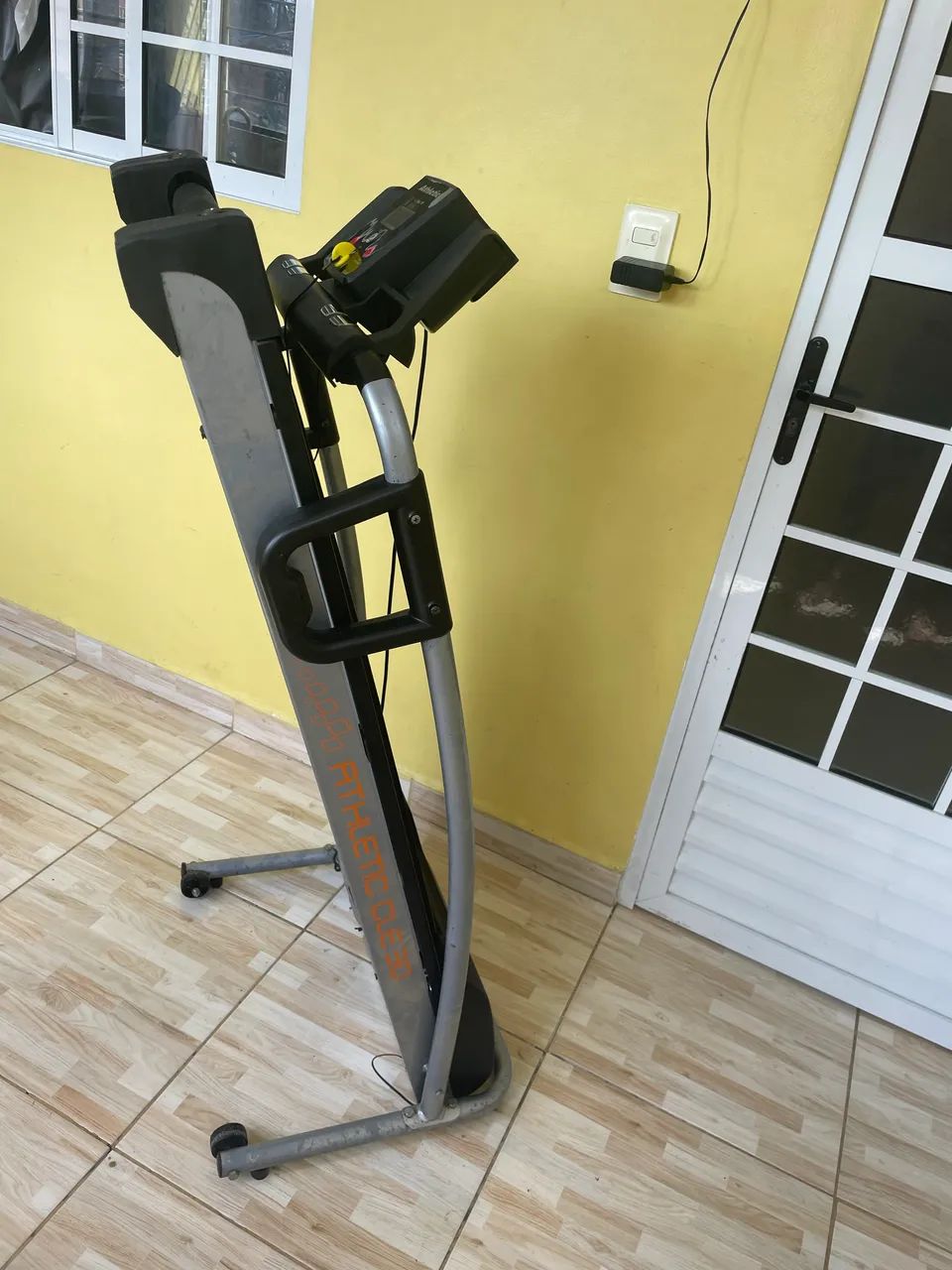 Esteira Athletic funciona perfeitamente  - Foto 4