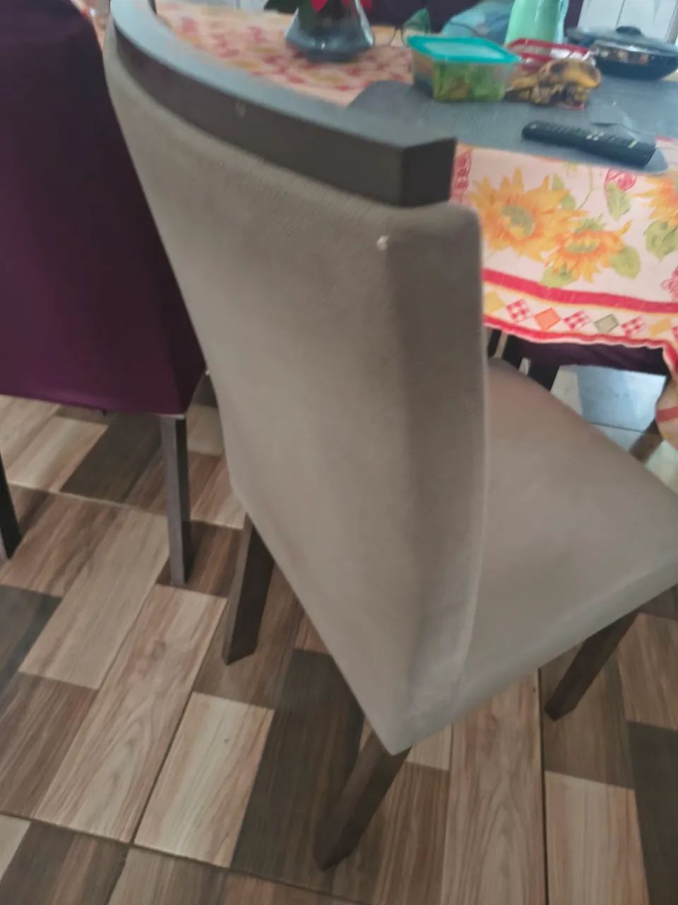 6 cadeiras estofadas de jantar  - Foto 3