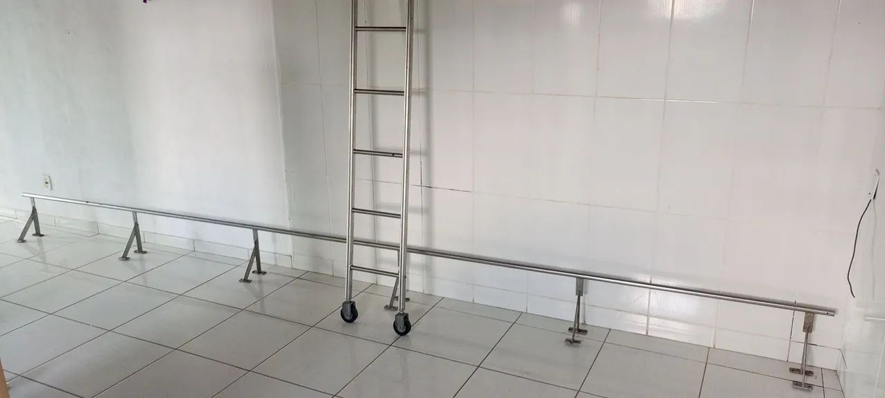 ESCADA DESLIZANTE COM SUPORTE AÇO  - Foto 2