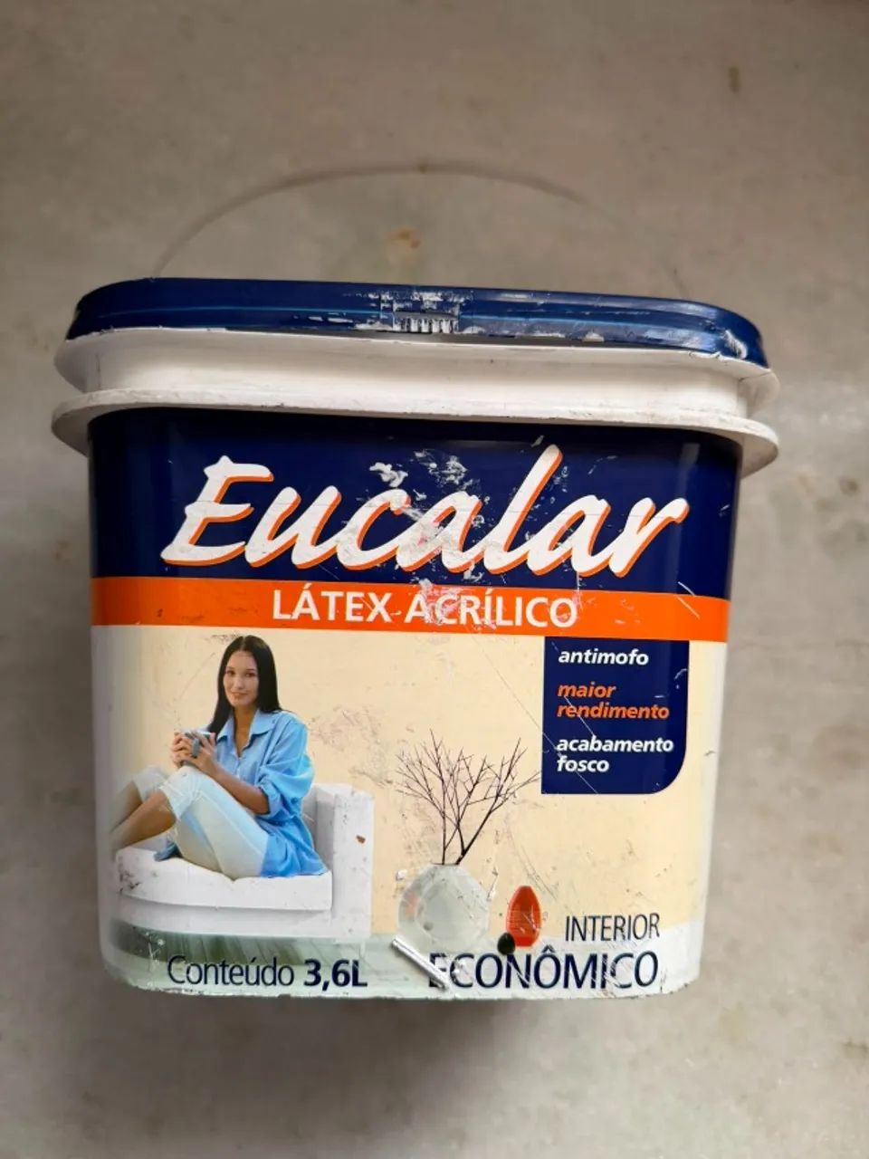 Tinta Látex Acrílico Interior Econômico Branco Fosco 3,6l - Foto 3