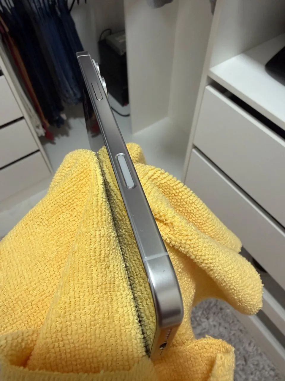 iPhone 16 pro max 256 - Foto 5