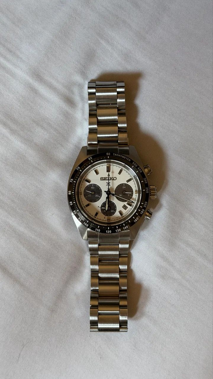 Seiko Prospex Speedtimer SSC813 Panda Solar - Completo / 6 meses