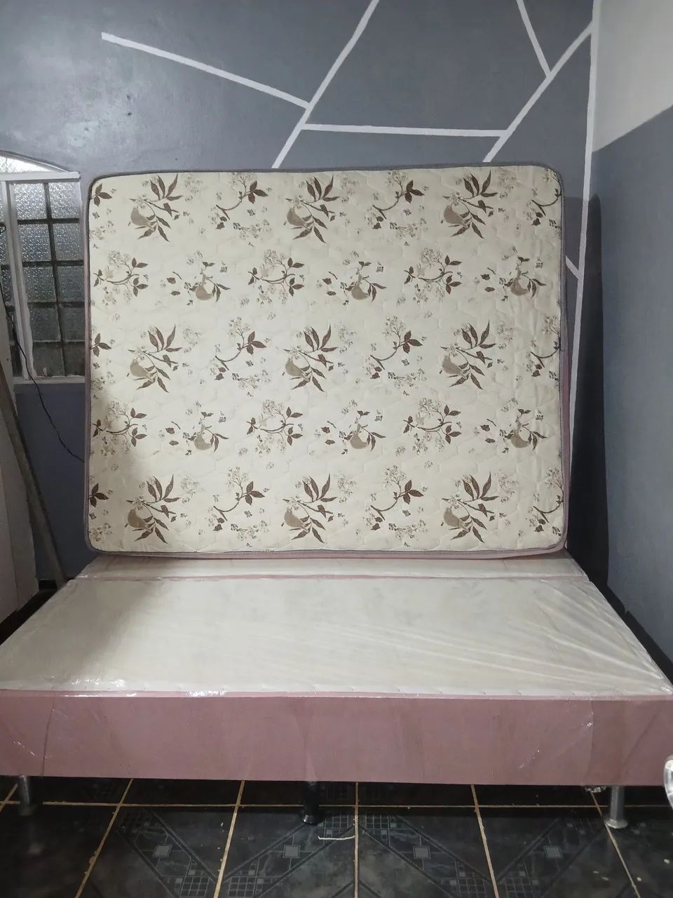 CAMA QUEEN SIZE DUAS BASES E COLCHAO DE MOLAS ENSACADAS ALTA - Foto 5