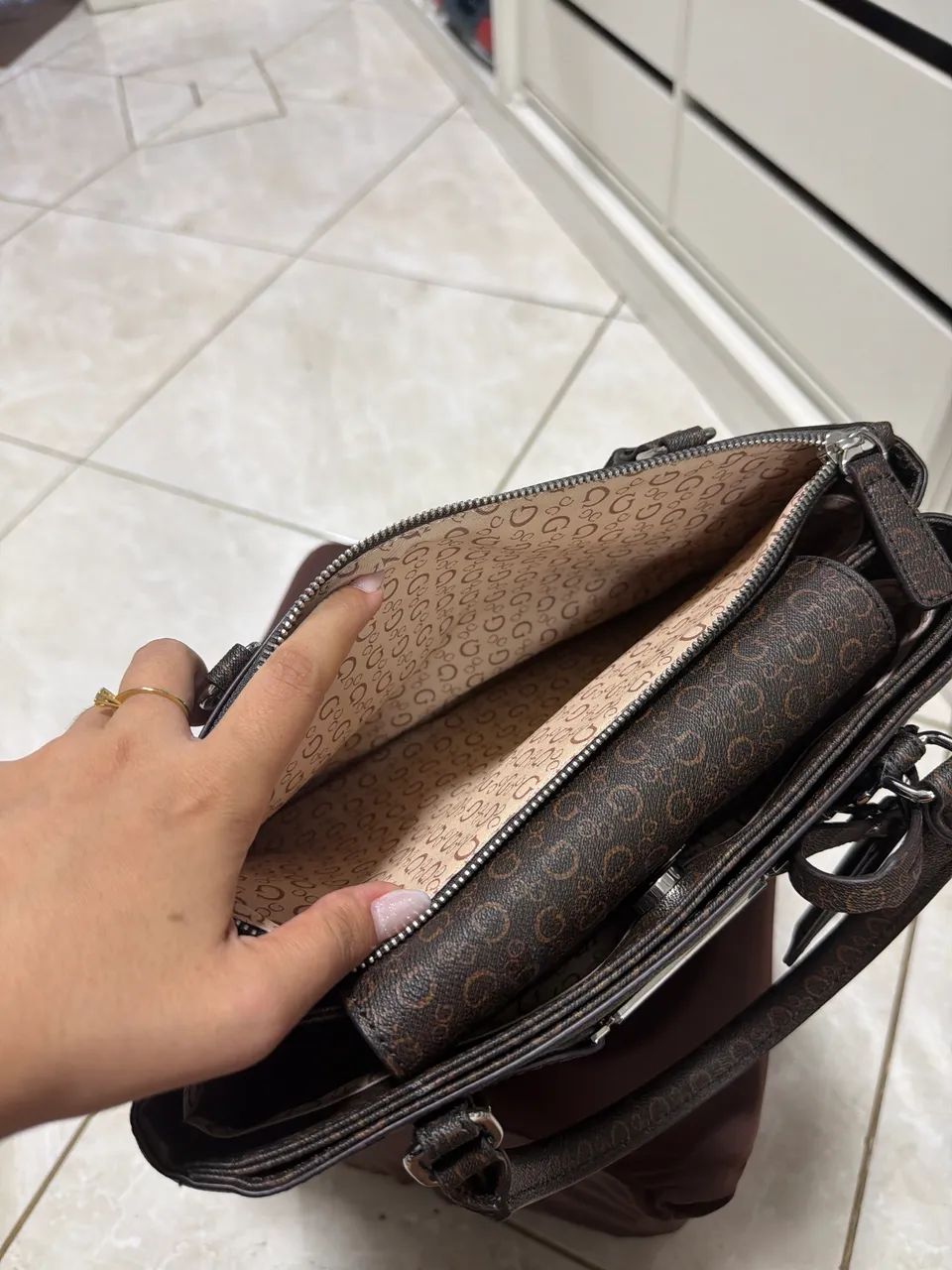Bolsa Guess Original - Comprada nos EUA - Nunca Usada - Foto 4