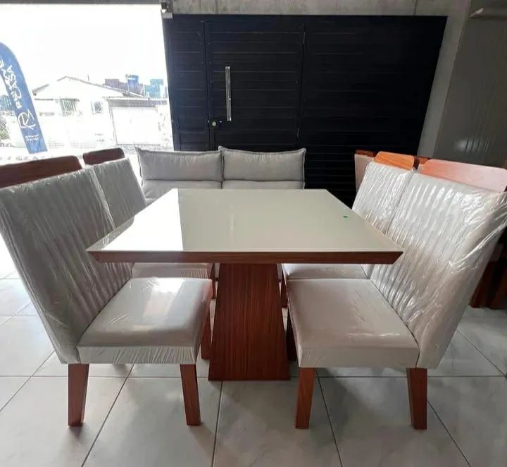Mesa de jantar de luxo 