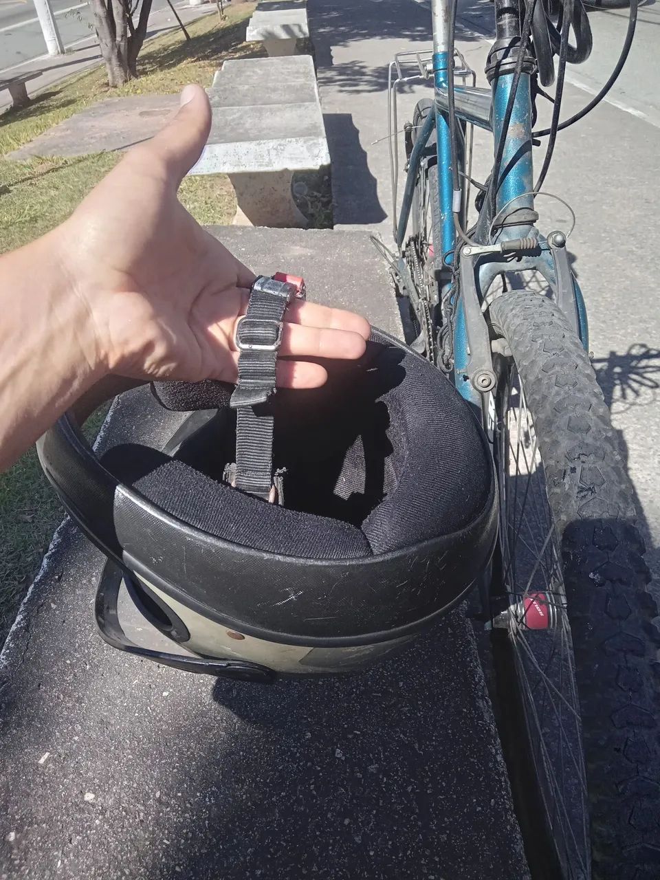 Capacete fechado tamanho 56 - Foto 4