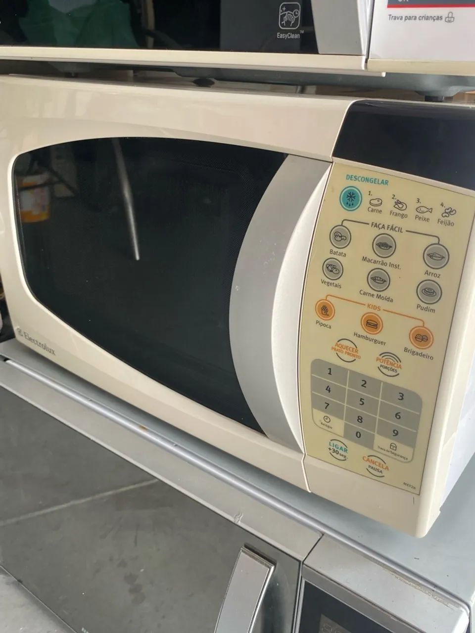 Vende-se micro-ondas 