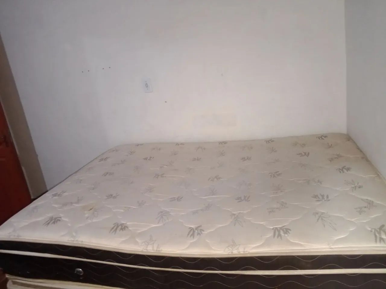 Vende-se colchão