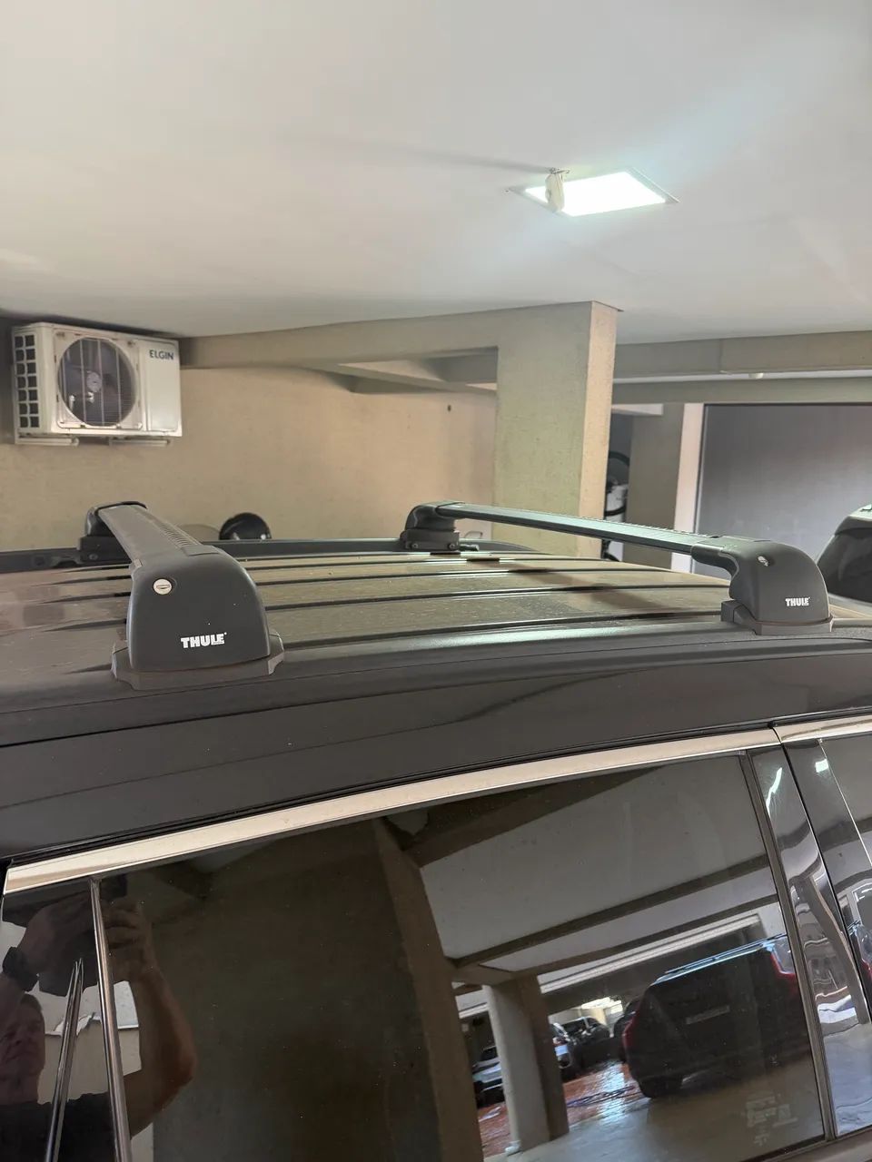 Barras rack de teto Thule para Compass e Commander - Foto 2
