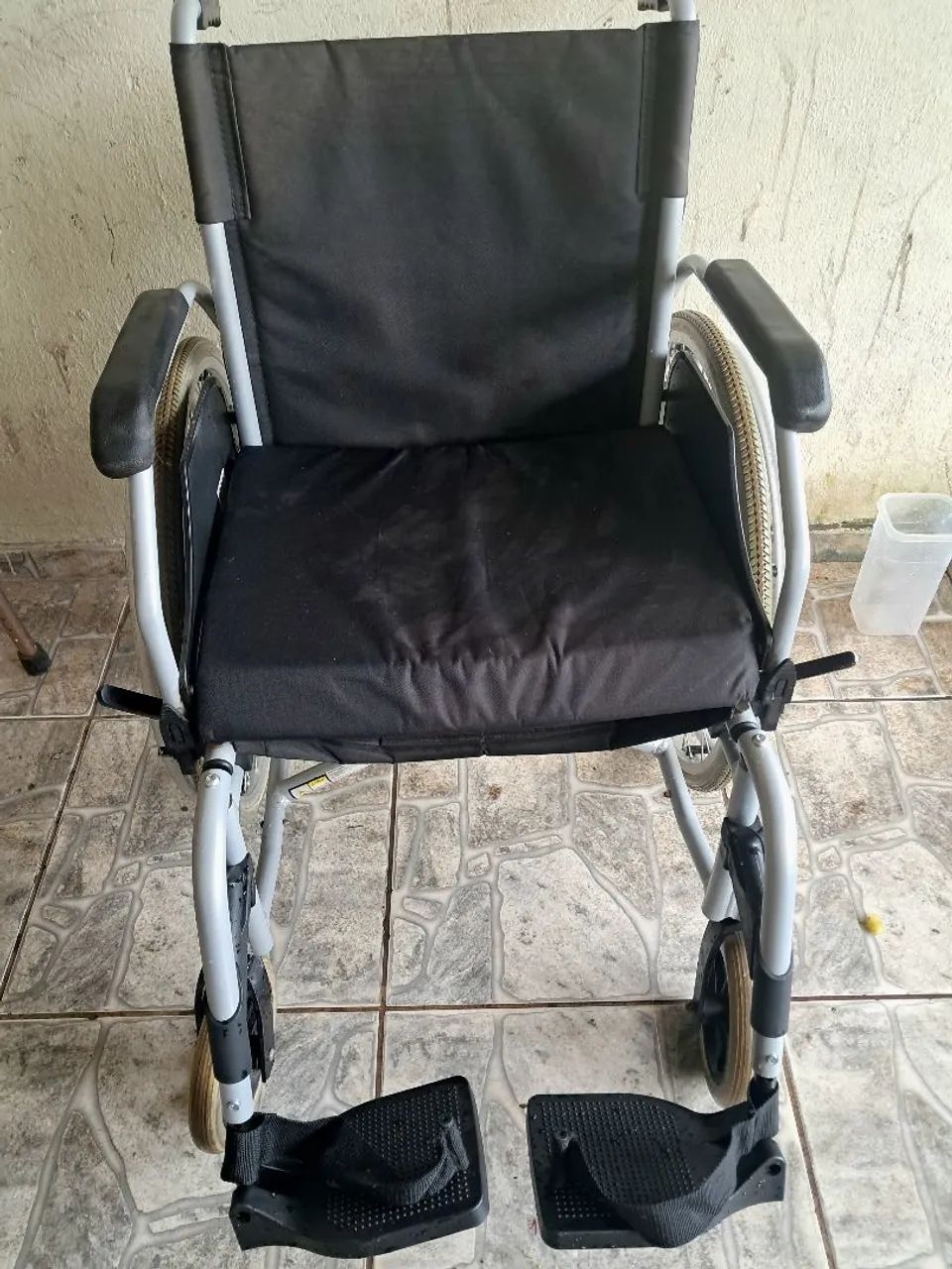 Cadeira de Roda de Alumínio  - Foto 2