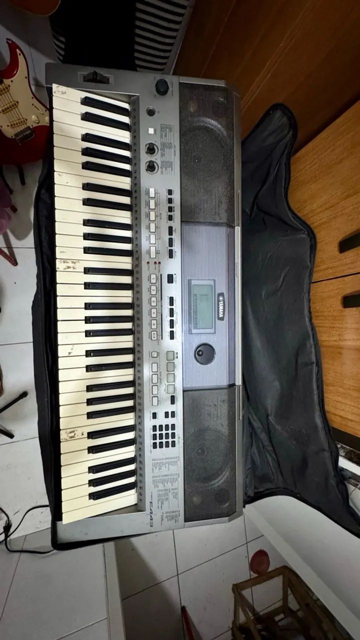 YAMAHA PSR - E443  - Foto 2