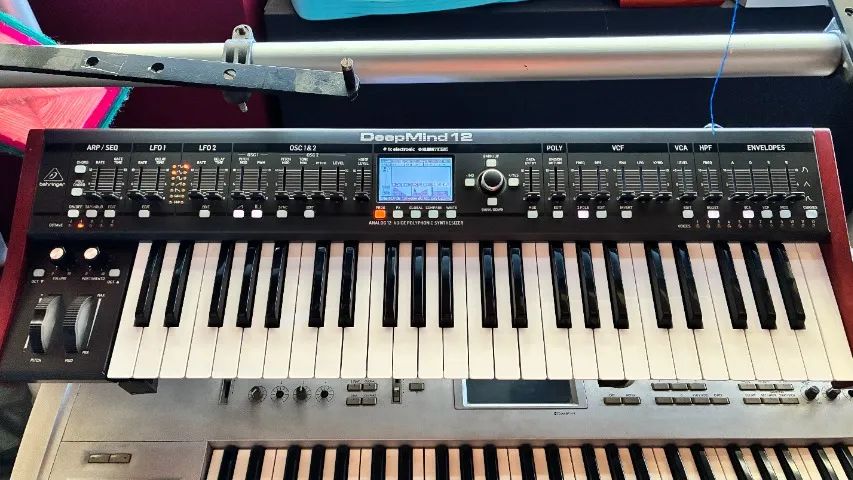 Behringer Deepmind 12 - estado de zero - Foto 4