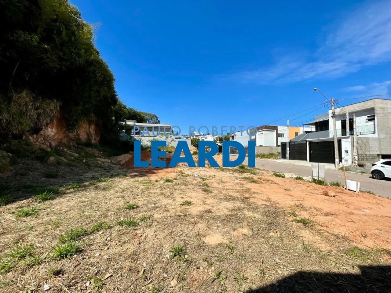 TERRENO - RESIDENCIAL PARQUE DOS PINHEIROS - SP