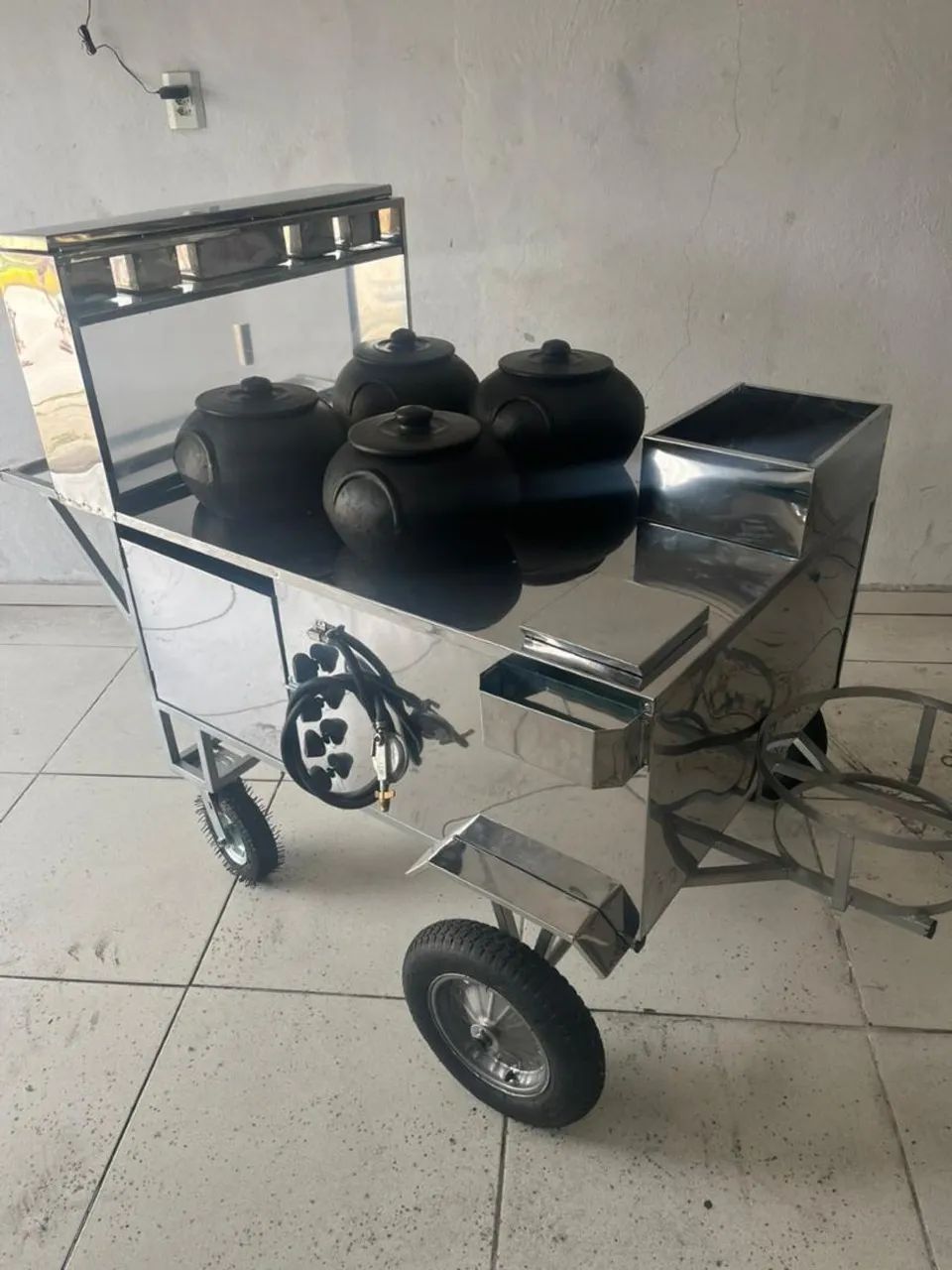 Carrinho de caldinhos,ensopados,caldos em inox em até 10x sem juros no cartão 