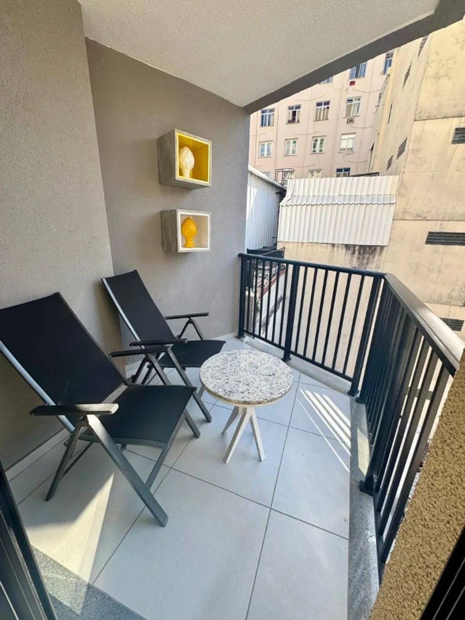 Apartamento mobiliado com 1 quarto e varandão no Centro do Rio - 1ª locação  - Foto 3