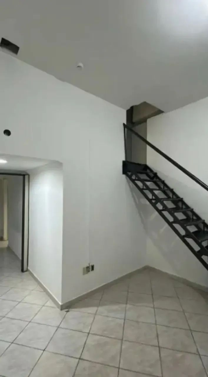 Ponto comercial/Loja/Box para aluguel possui 70 metros quadrados com 2 quartos - Foto 2