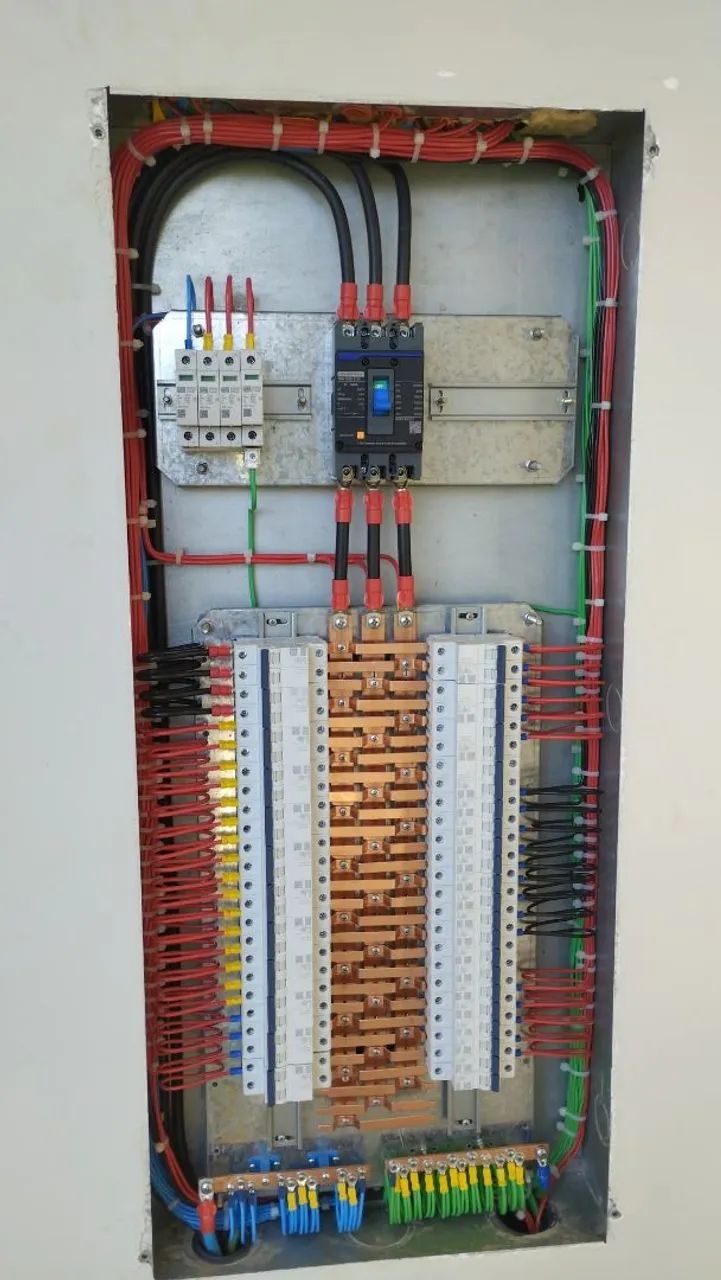Eletricista, bombeiro hidráulico,técnico em ar-condicionado  - Foto 4