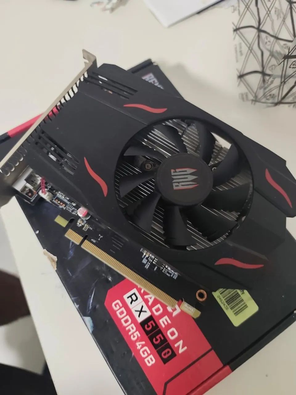 Placa de video Rx 550 4gb revenge - Foto 2