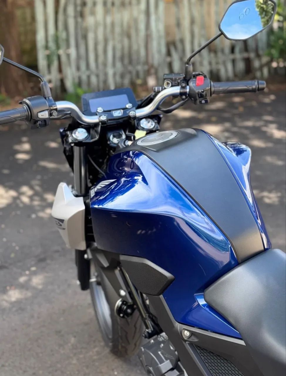 Vendo CB300F2025 - Foto 4