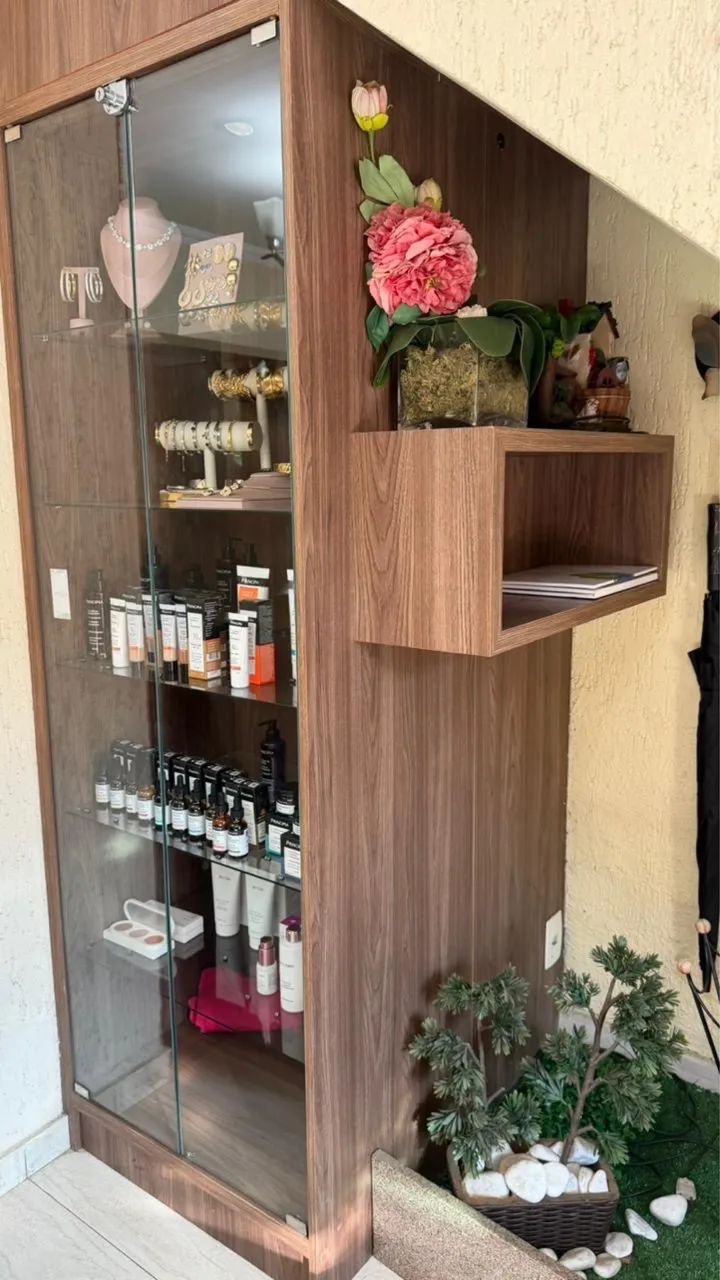 Vitrine super linda e delicada 