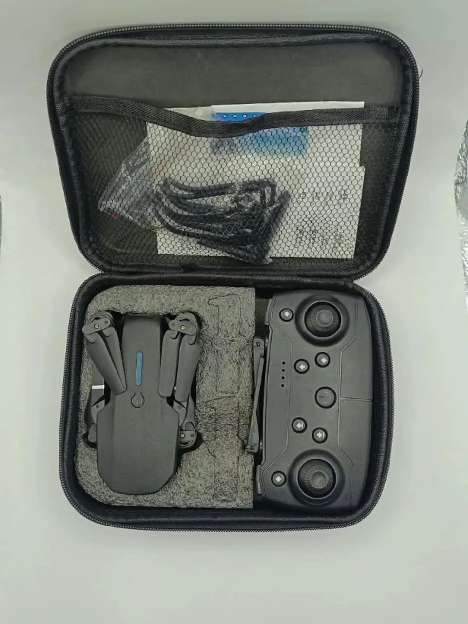 Mini Drone E88 Pro Com Câmera Dupla - Foto 2