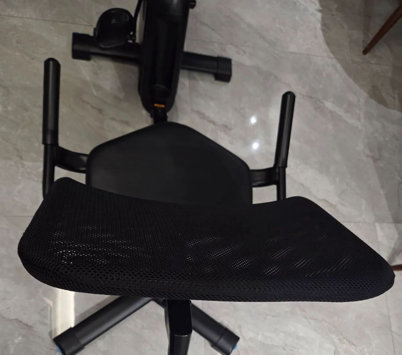 Bicicleta Ergometrica NOVA Horizontal Domyos Tem App para acompanhar e Cinta Medidora - Foto 4