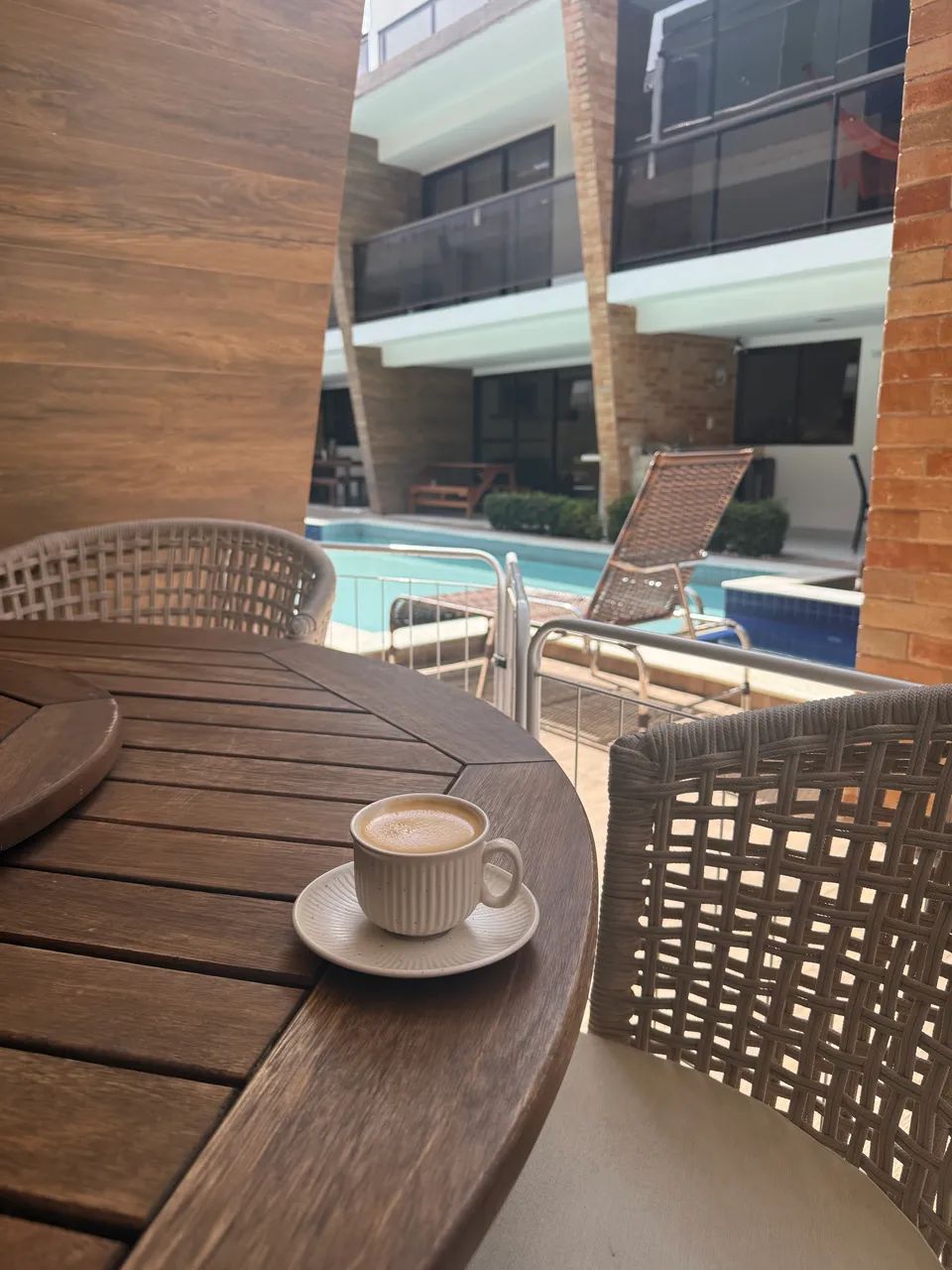 Triplex com jacuzzi 150 metros do mar