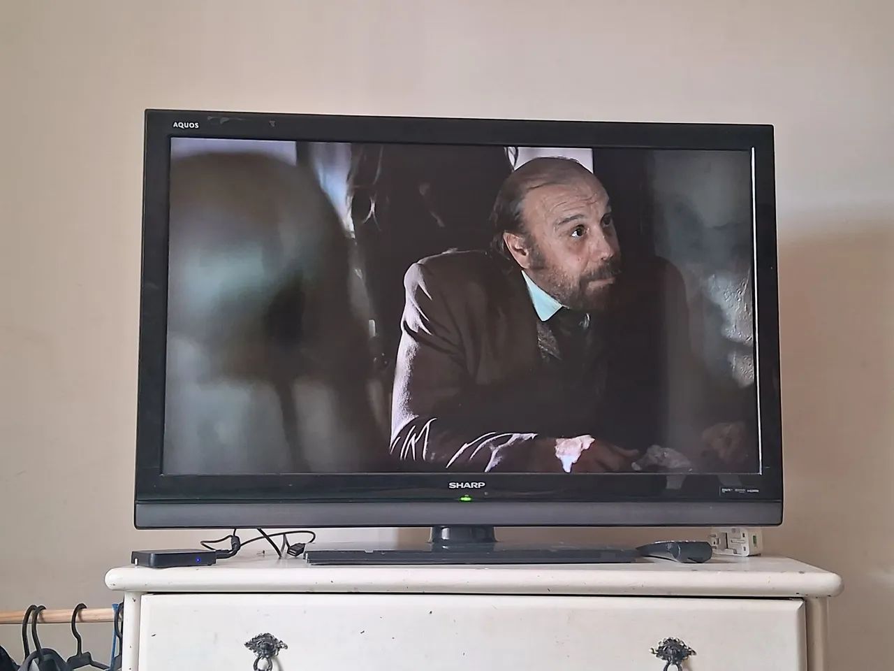 TV Sharp ? 42 polegadas ? Full HD ? + RED ONE - Foto 2