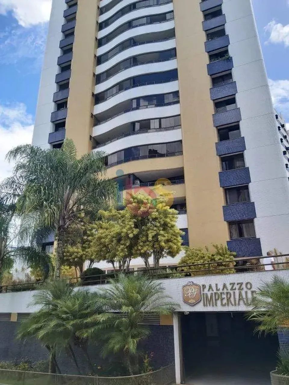Vendo Apartamento com 4/4