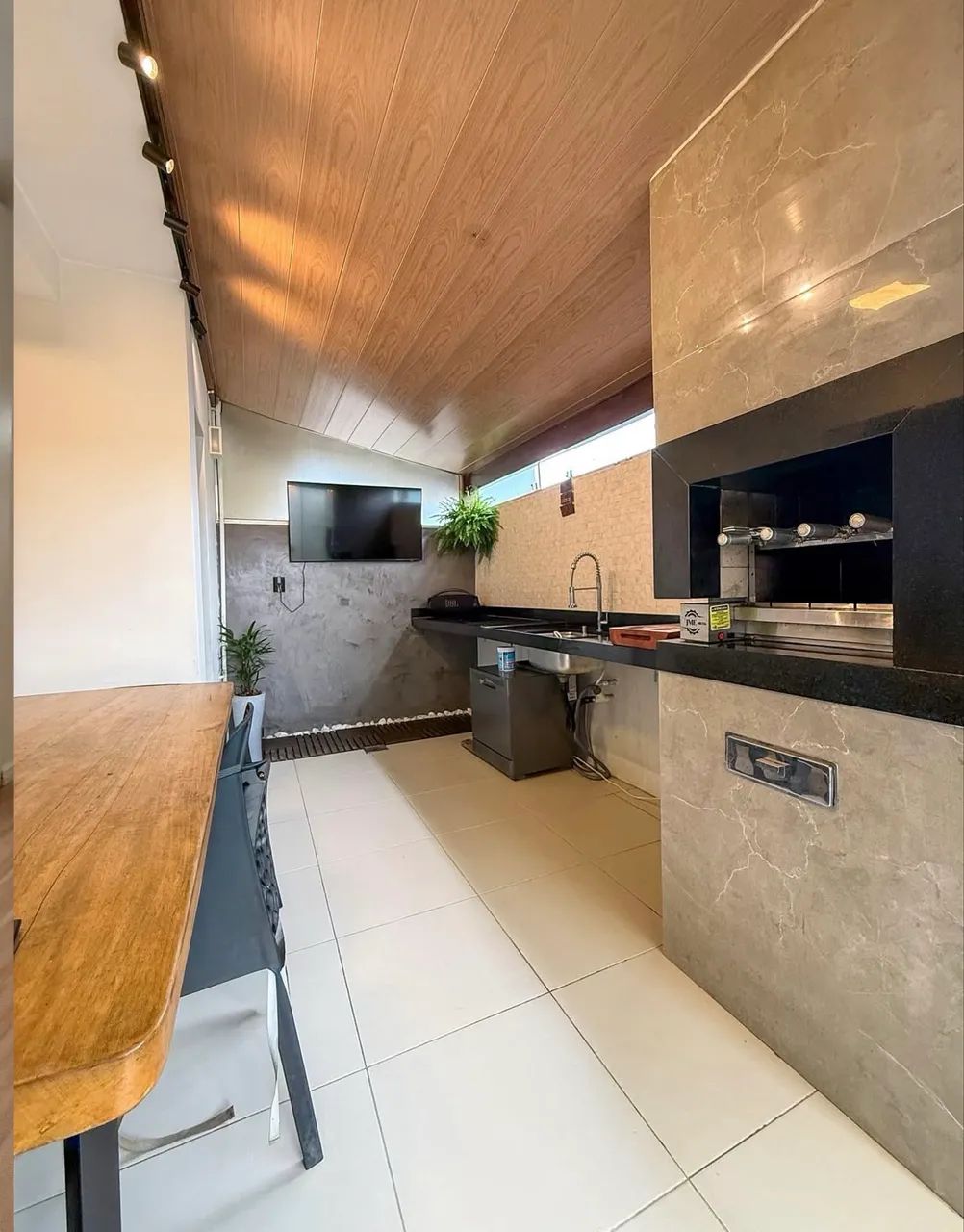 Vendo apartamento térreo 