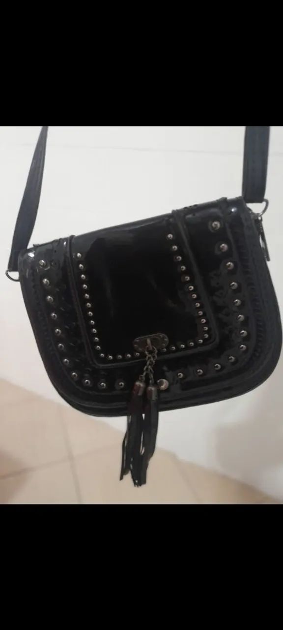 Bolsa pequena semi nova 