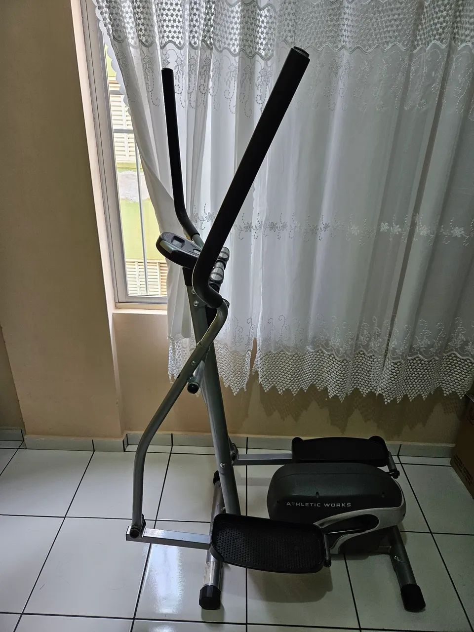 Simulador de caminhada elíptico - vendo somente para compradores de Maringá e região 