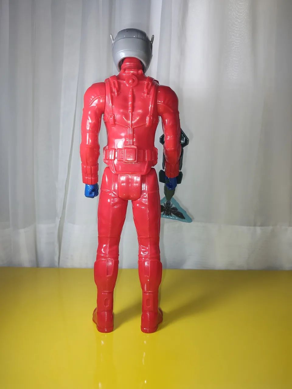 Boneco Homem Formiga com Acessório. - Foto 3