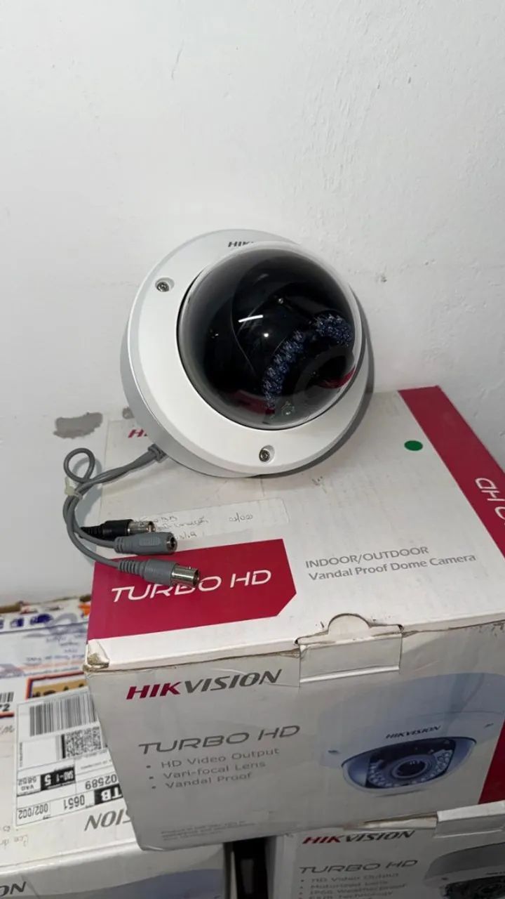 Camera DS-2CE56C5T-VPIR3