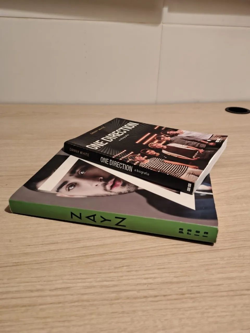 Livros One Direction (Biografia) + Zayn (Edição de Luxo) - Livros