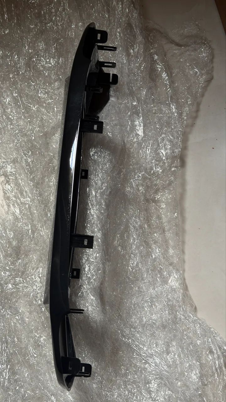 Moldura para multimídia Fiat Strada 2021 a 2026 9 polegadas  - Foto 3