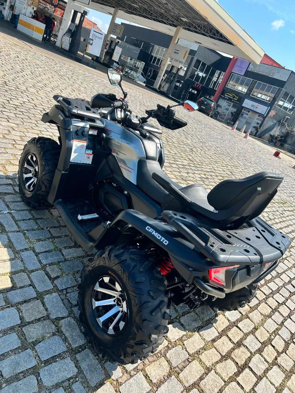 c force 650 estado de zero com rodas 2025