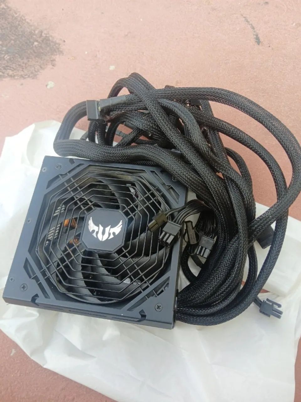 Fonte Asus 650w Tuf Gaming - Foto 2