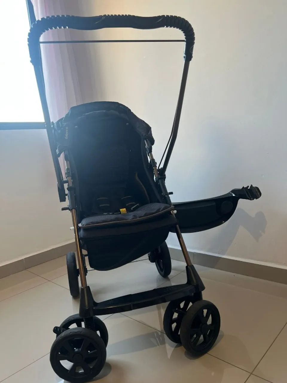 Carrinho de Bebê Passeio Alça Reversível Milano Preto - Galzerano - Foto 5