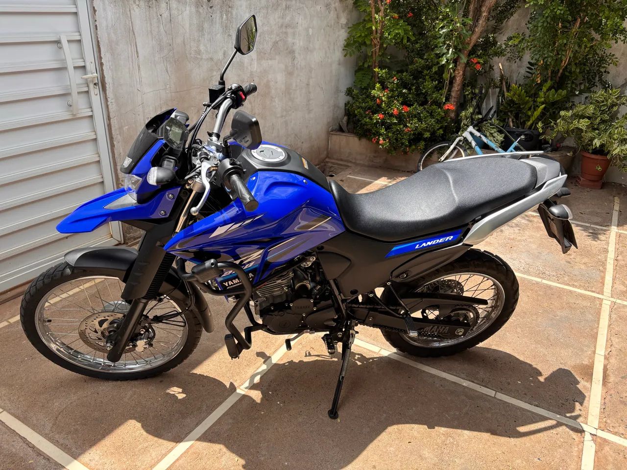 XTZ Lander 2024  - Foto 2