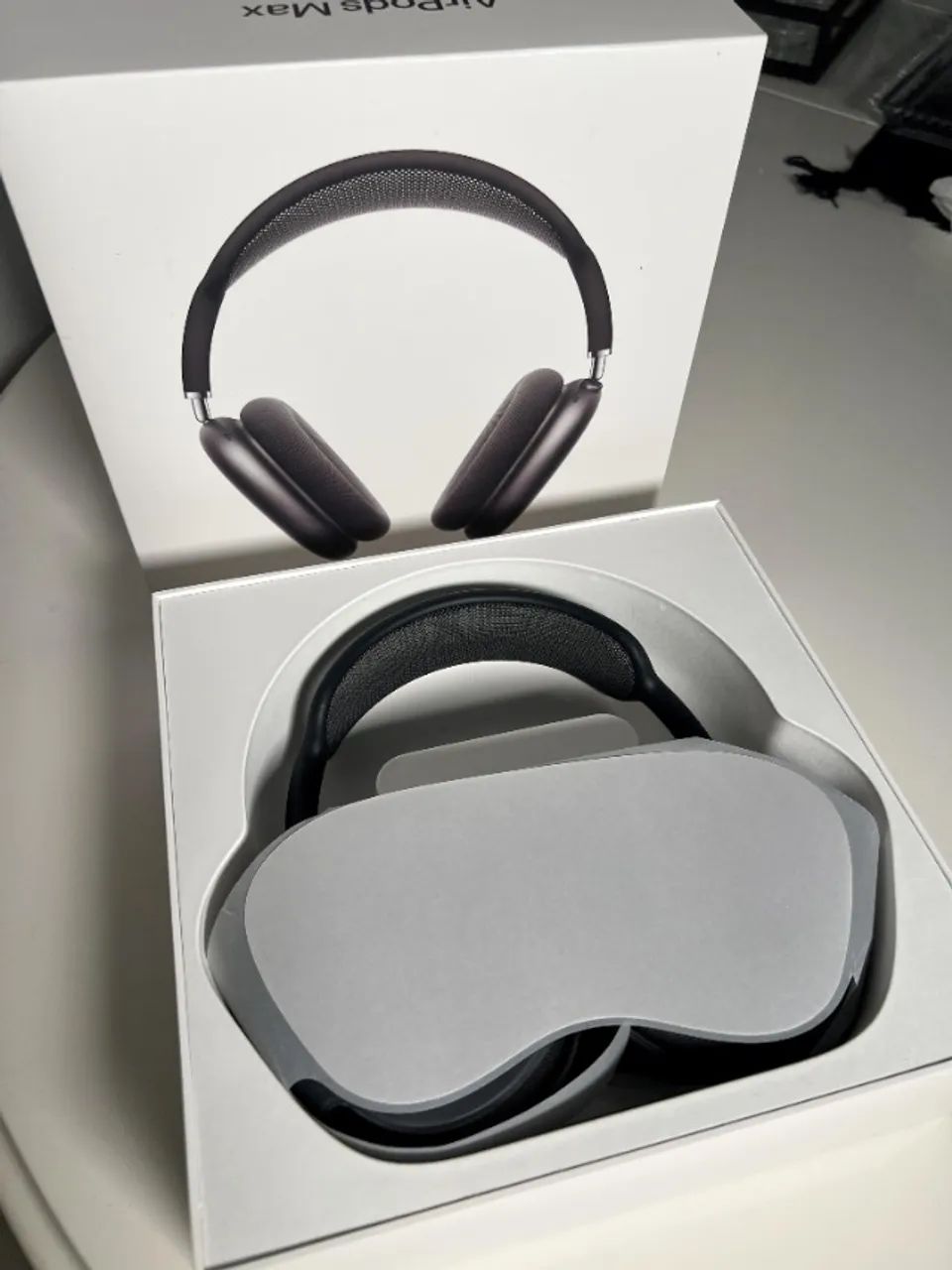 AirPodsMAX グレー AirPods Max Cinza Espacial - Seminovo - Completo na Caixa - Fones
