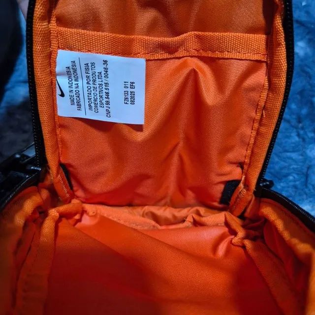 bolsa transversal nike preta - Foto 3