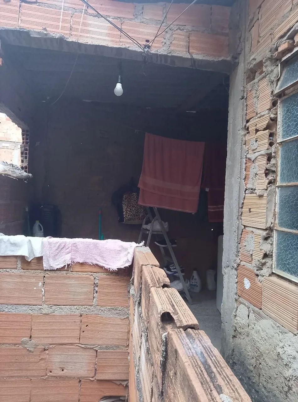 Vendo uma casa - Foto 2